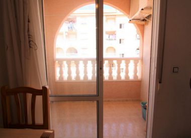 Apartments in Torrevieja (Costa Blanca), buy cheap - 72 900 [72409] 5