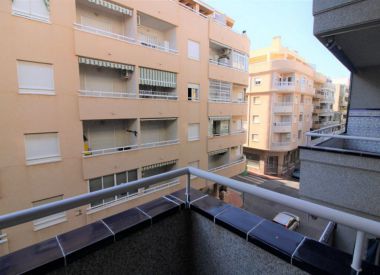 Apartments in Torrevieja (Costa Blanca), buy cheap - 86 900 [72401] 10