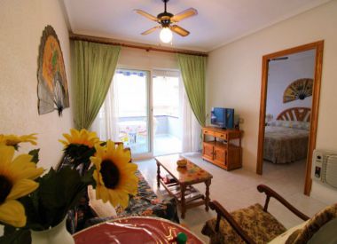 Apartments in Torrevieja (Costa Blanca), buy cheap - 86 900 [72401] 5