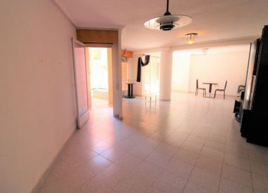 Apartments in Torrevieja (Costa Blanca), buy cheap - 104 900 [72386] 2