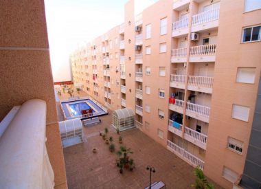 Apartments in Torrevieja (Costa Blanca), buy cheap - 87 900 [72379] 6