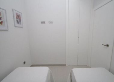 Apartments in Torrevieja (Costa Blanca), buy cheap - 99 900 [72349] 10