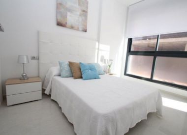 Apartments in Torrevieja (Costa Blanca), buy cheap - 99 900 [72349] 6