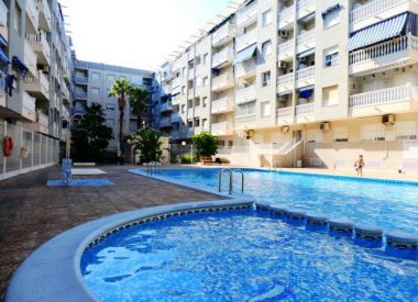 Apartments in Torrevieja (Costa Blanca), buy cheap - 62 900 [72341] 1