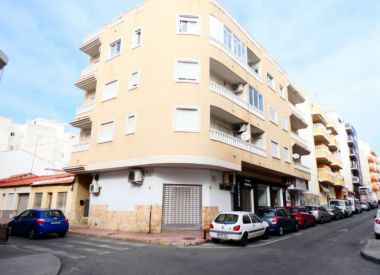 Apartments in Torrevieja (Costa Blanca), buy cheap - 52 900 [72339] 1