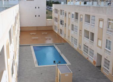 Apartments in Torrevieja (Costa Blanca), buy cheap - 52 000 [72337] 1