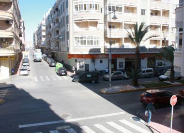 Apartments in Torrevieja (Costa Blanca), buy cheap - 80 000 [72333] 3