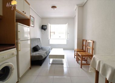 Apartments in Torrevieja (Costa Blanca), buy cheap - 32 900 [72914] 3