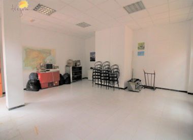 Store in Torrevieja (Costa Blanca), buy cheap - 36 900 [72911] 3