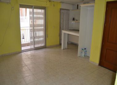 Apartments in Torrevieja (Costa Blanca), buy cheap - 49 000 [72905] 2
