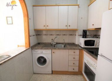 Apartments in Torrevieja (Costa Blanca), buy cheap - 72 900 [72882] 10