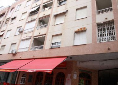 Apartments in Torrevieja (Costa Blanca), buy cheap - 48 500 [72862] 1