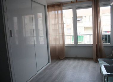 Apartments in Torrevieja (Costa Blanca), buy cheap - 48 500 [72862] 7