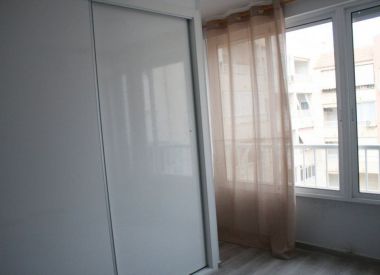 Apartments in Torrevieja (Costa Blanca), buy cheap - 48 500 [72862] 9