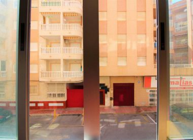 Apartments in Torrevieja (Costa Blanca), buy cheap - 42 900 [72858] 5