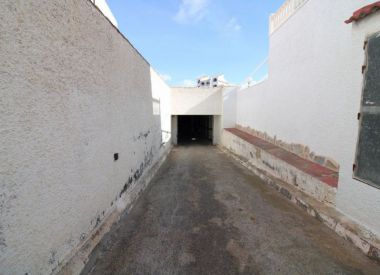 Commercial property in Torrevieja (Costa Blanca), buy cheap - 6 000 [72859] 2