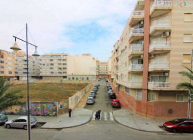 Apartments in Torrevieja (Costa Blanca), buy cheap - 46 900 [72854] 10