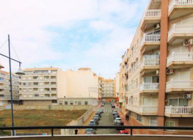 Apartments in Torrevieja (Costa Blanca), buy cheap - 46 900 [72854] 2