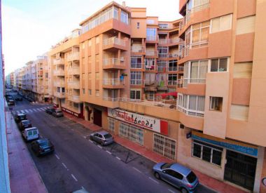 Apartments in Torrevieja (Costa Blanca), buy cheap - 37 900 [72850] 4