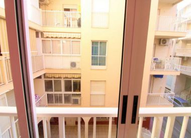 Apartments in Torrevieja (Costa Blanca), buy cheap - 35 900 [72844] 3